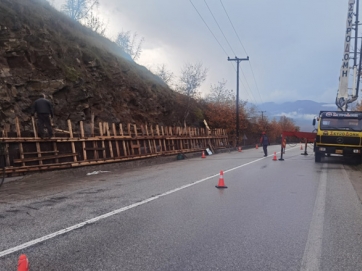 Τοίχος αντιστήριξης για προστασία  από βραχοπτώσεις