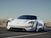 Η Porsche Mission E παρουσιάστηκε στη Φρανκφούρτη