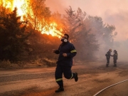 Μαίνεται η φωτιά στη Δαδιά