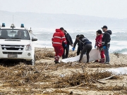 Απελπισμένοι οι 650 μετανάστες στην Καλαβρία