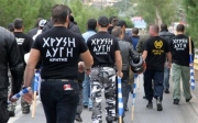 Χρυσαυγίτες με μαχαίρια επιτέθηκαν σε μαθητή