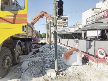 Εργασίες ασφαλτόστρωσης -διαγράμμισης σε Βόλου και Ηρώων Πολυτεχνείου