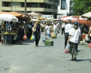 Απέχουν από τις λαϊκές αγορές της Τρίτης οι παραγωγοί-πωλητές