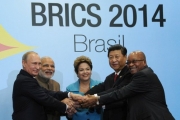 Φύγετε από το ΔΝΤ, ελάτε στους BRICS