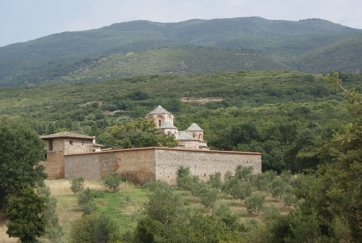 «Ζωντανεύουν» τη μονή Αγίου Παντελεήμονα