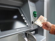 Τα ATM μοίραζαν δωρεάν χρήματα