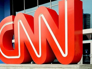 CNN: Δεν προβλέπεται άμεσα έξοδος από την κρίση