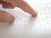 Εναρξη μαθημάτων Braille - Νοηματικής στη Λάρισα