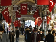 Μακριά από την Τουρκία λόγω κορονοϊού, τρομοκρατίας