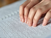 Μαθήματα braille – νοηματικής