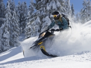 Και snowmobile επιστράτευσαν Λαρισαίοι (βίντεο)