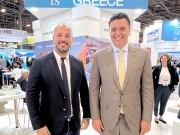 * ΣΤΗ διεθνή έκθεση IFTM-Top Résa 2022, στο Παρίσι χθες, με τον υπουργό Τουρισμού Βασίλη Κικίλια, στο περίπτερο της Περιφέρειας Θεσσαλίας ο Νίκος Λιούπας. Του μπάσκετ ο ένας, του ποδοσφαίρου ο άλλος, αθλητικοί τύποι αμφότεροι, συνεχίζουν να αγωνίζονται για το καλύτερο. Ζ.