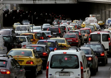 Συναγερμός στην ασφαλιστική αγορά της Λάρισας