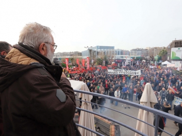 Με μικρό καλάθι οι αγρότες στον Αποστόλου