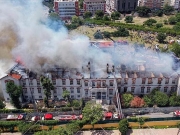 Στις φλόγες  το Νοσοκομείο  Μπαλουκλί