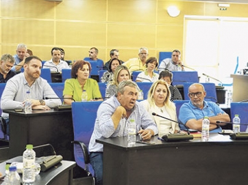 Ενιαίο μέτωπο για τα φωτοβολταϊκά