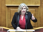 Καταρρέει η μελισσοκομία