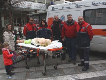 Επίδειξη και ενημέρωση από το ΕΚΑΒ Λάρισας