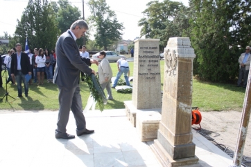 «Η ωμή βία του φασισμού δεν μπορεί να νικήσει τις δυνάμεις της δημοκρατίας και της ελευθερίας...»