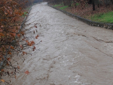 «Συναγερμός» για τον Ελασσονίτη ποταμό