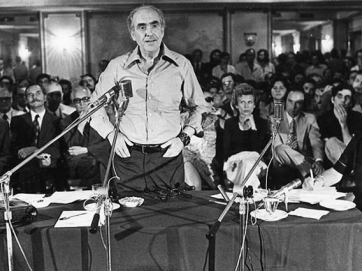 3 Σεπτεμβρίου 1974: Η ίδρυση του ΠΑ.ΣΟ.Κ. από τον Ανδρέα Παπανδρέου