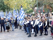 Λιγόστεψαν οι παππούδες της Αντίστασης, τουλάχιστον καμαρώνουν τα εγγόνια τους...