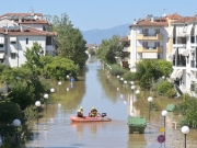 Υποχωρούν τα νερά του Πηνειού