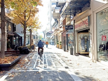 Τα δύο σενάρια για το άνοιγμα του λιανεμπορίου