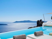 «Θα πάμε διακοπές στην Ελλάδα; Ας αποφασίσουν οι Ελληνες»