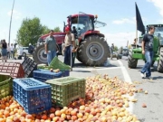 Επισκέψεις σε χωριά, σύσκεψη την Πέμπτη στον Πλατύκαμπο