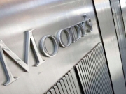 Moody’s: Διπλή αναβάθμιση  με σταθερές προοπτικές