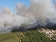 Εκκενώνεται  χωριό από  μεγάλη  πυρκαγιά