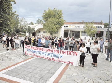 «930 οικογένειες παλεύουν να σταθούν στα πόδια τους»