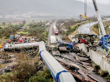 Υπερψηφίστηκαν τα μέτρα στήριξης για τα Τέμπη