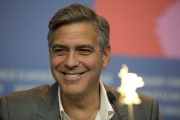 Ο υπ. Πολιτισμού ευχαριστεί τον George Clooney