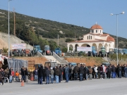 Από τον Κορινό τα φορτηγά με κατεύθυνση την Αθήνα